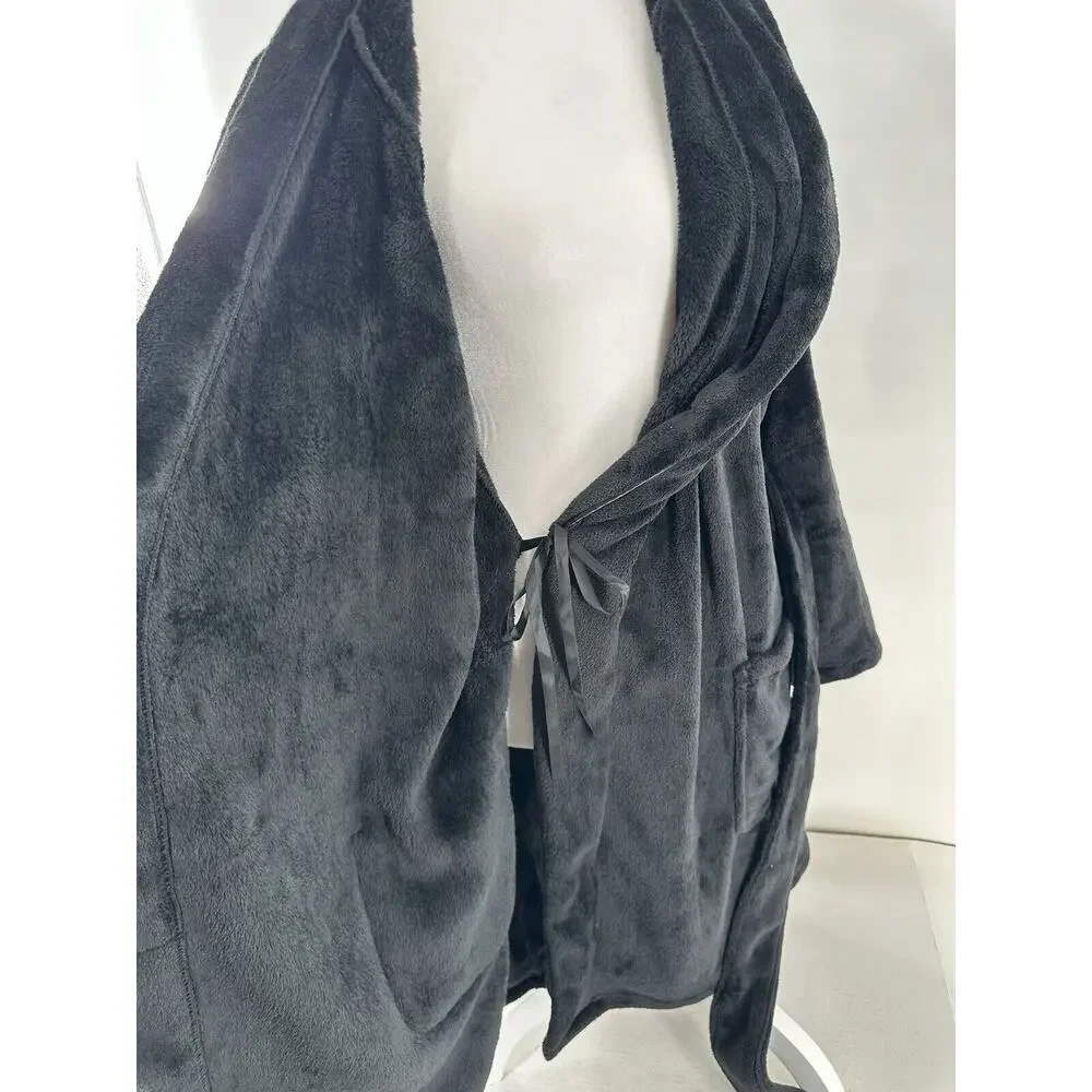 Victorias Secret Robe Sz M/L Fluffy Logo VS Black Short Cozy Soft Plush Bath NWT - Picture 6 of 9